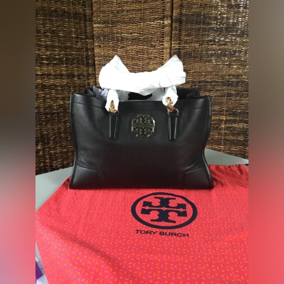 Tory Burch Handbags - TORY BURCH LARGE LEATHER TOTE WITH MUCH SPACE INNER POCKETS LARGE DUST BAG